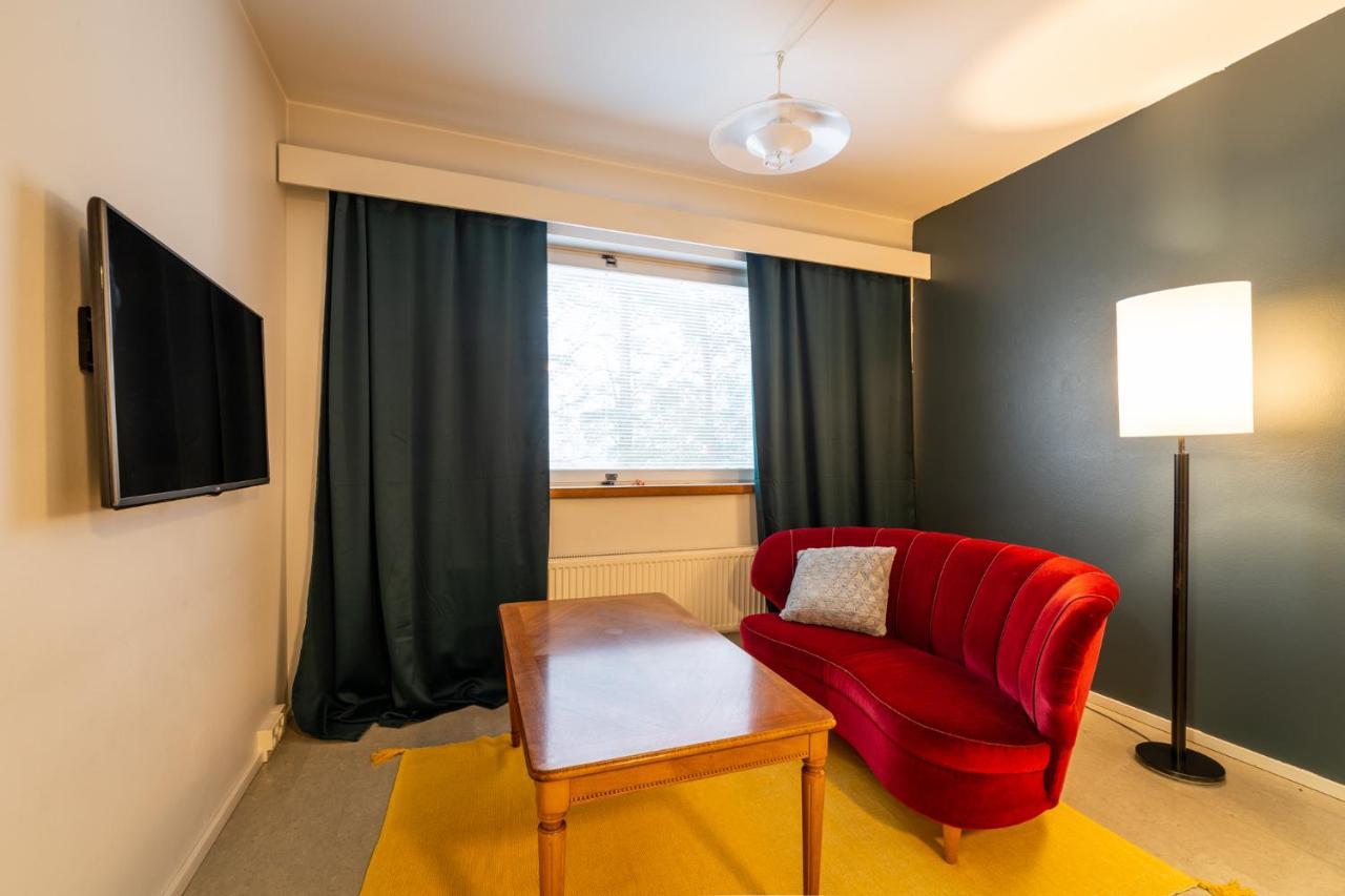 Kulkuri Hostellit Haemeenlinna Экстерьер фото