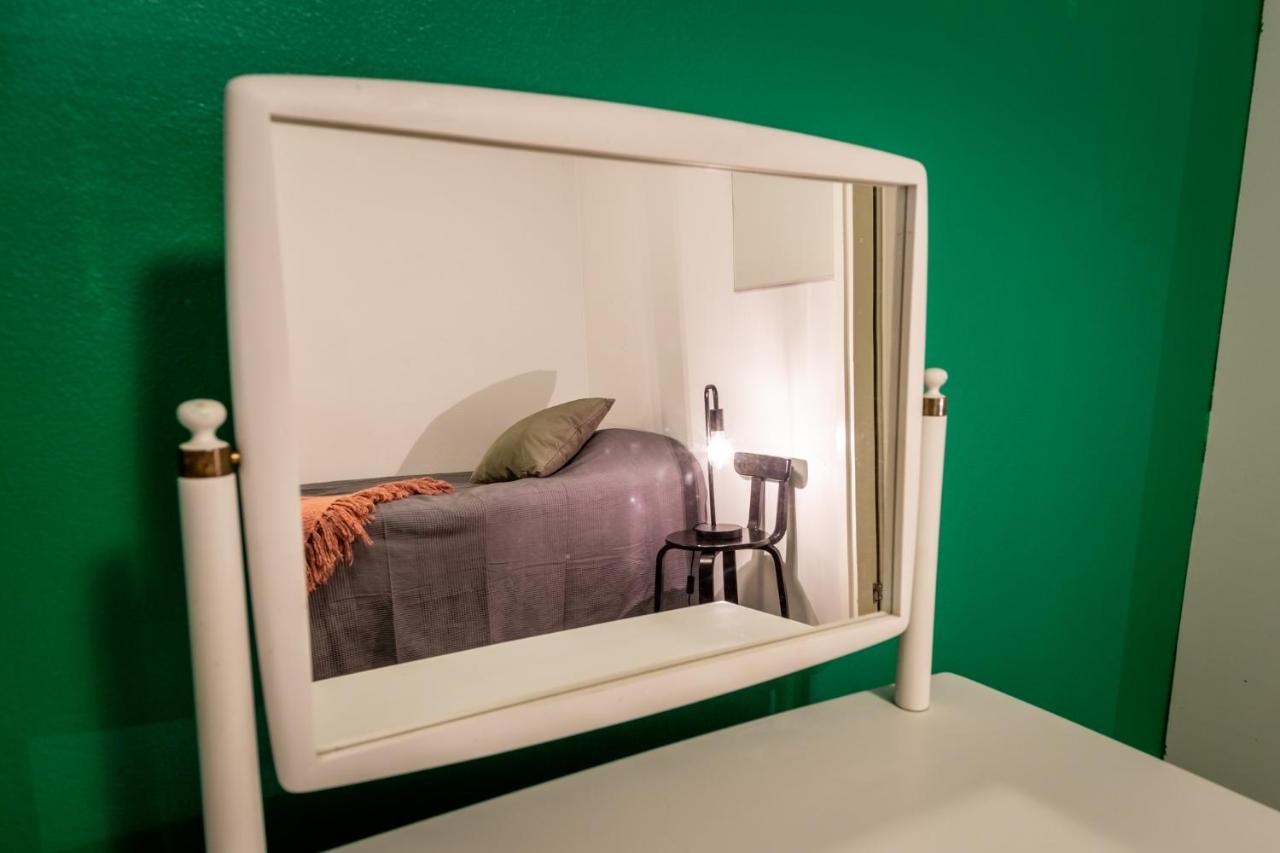 Kulkuri Hostellit Haemeenlinna Экстерьер фото
