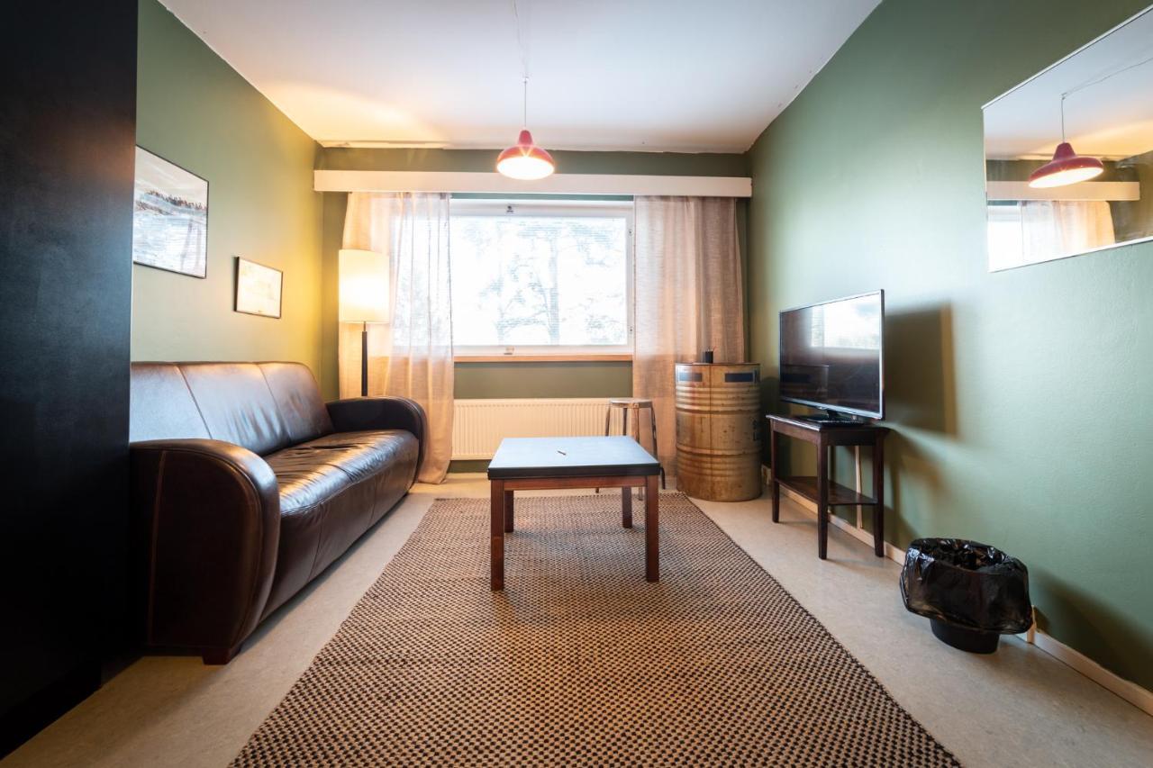 Kulkuri Hostellit Haemeenlinna Экстерьер фото