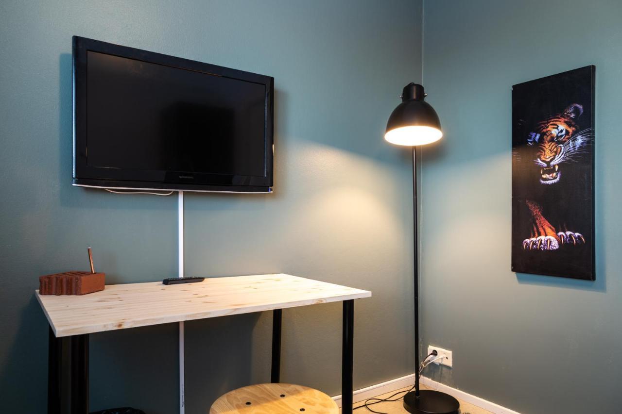 Kulkuri Hostellit Haemeenlinna Экстерьер фото