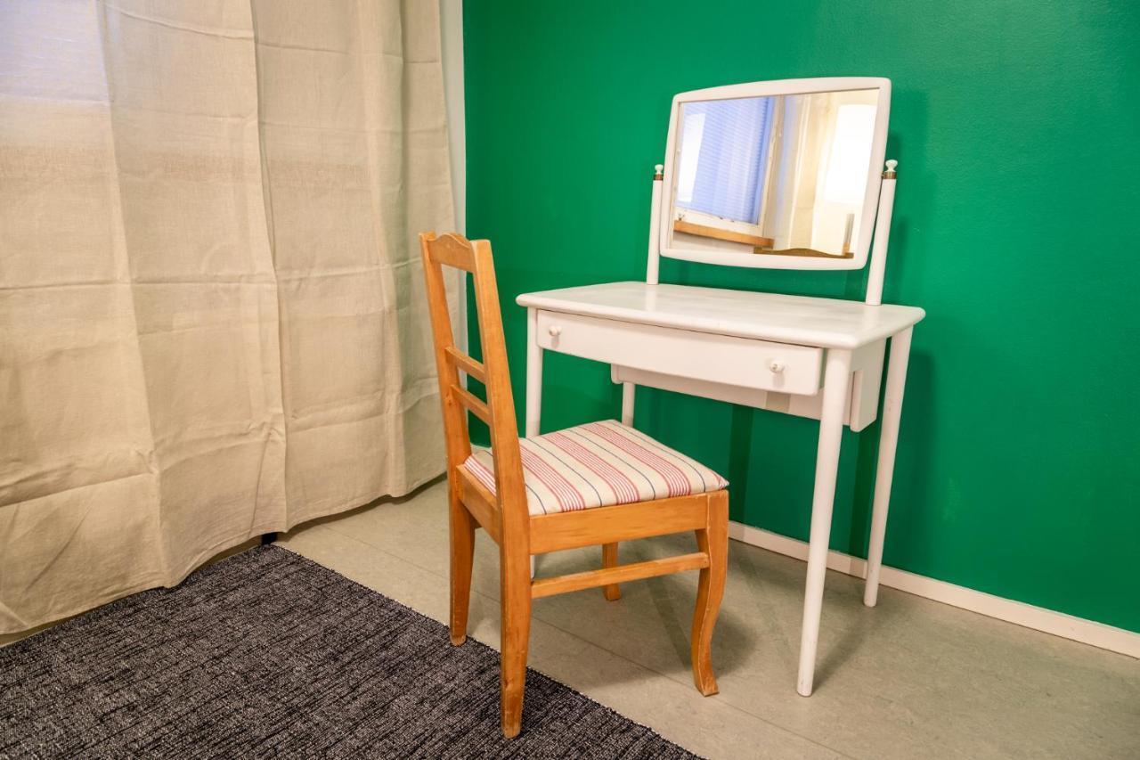 Kulkuri Hostellit Haemeenlinna Экстерьер фото