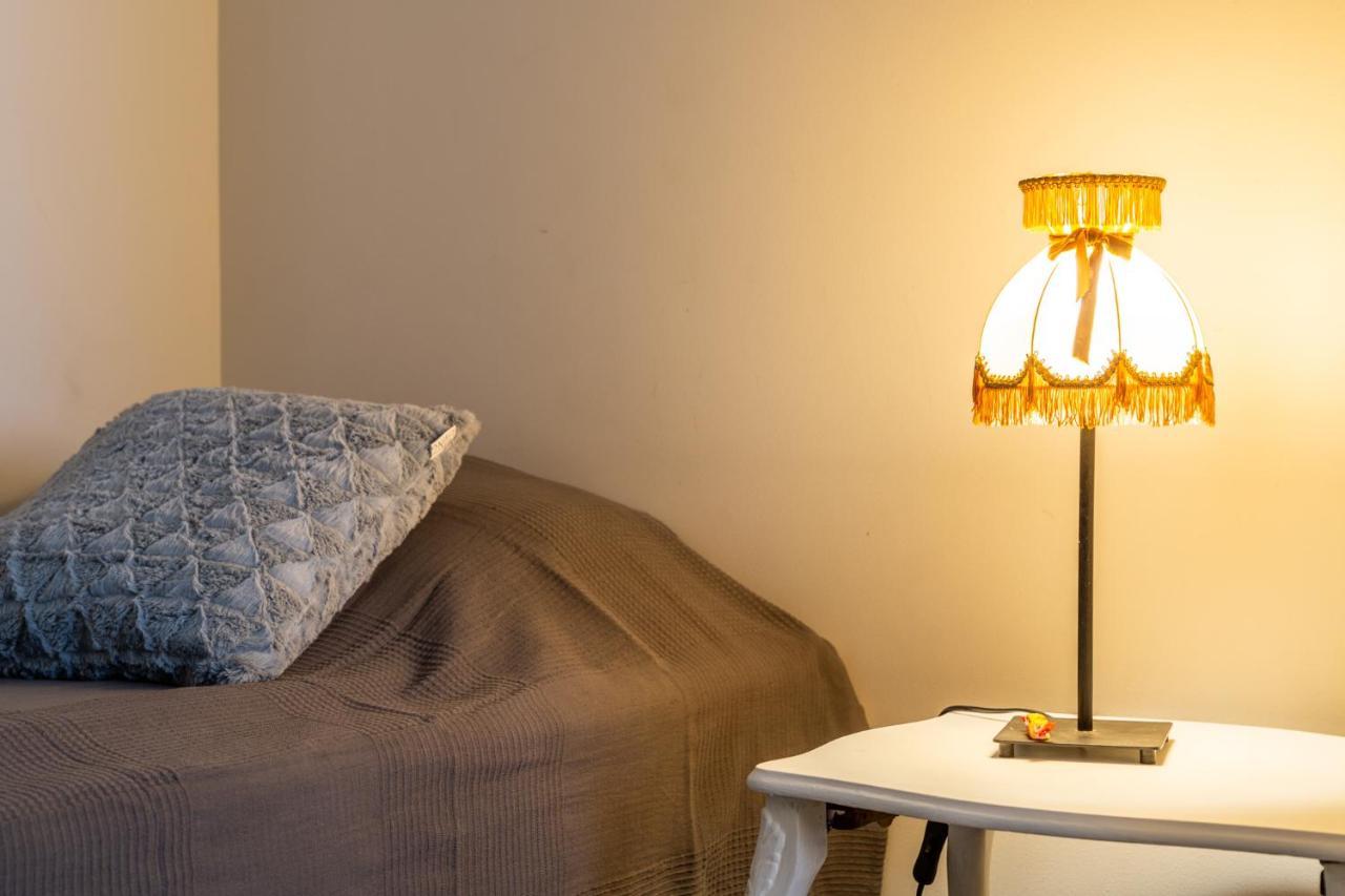 Kulkuri Hostellit Haemeenlinna Экстерьер фото