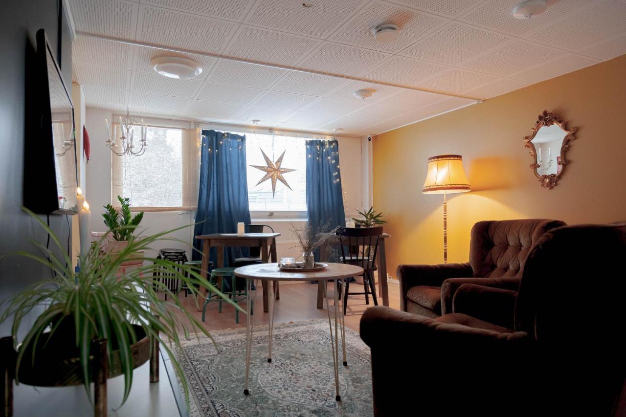 Kulkuri Hostellit Haemeenlinna Экстерьер фото