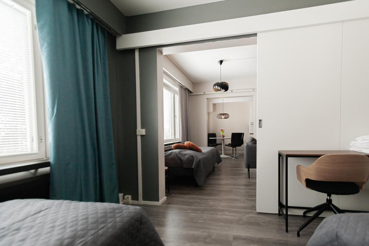 Kulkuri Hostellit Haemeenlinna Экстерьер фото