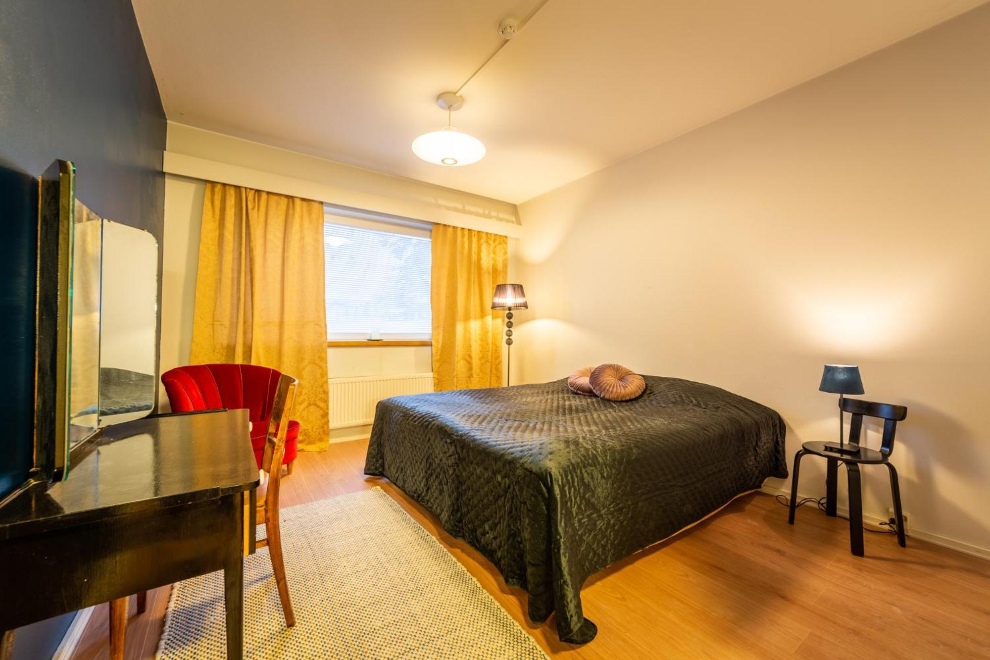Kulkuri Hostellit Haemeenlinna Экстерьер фото